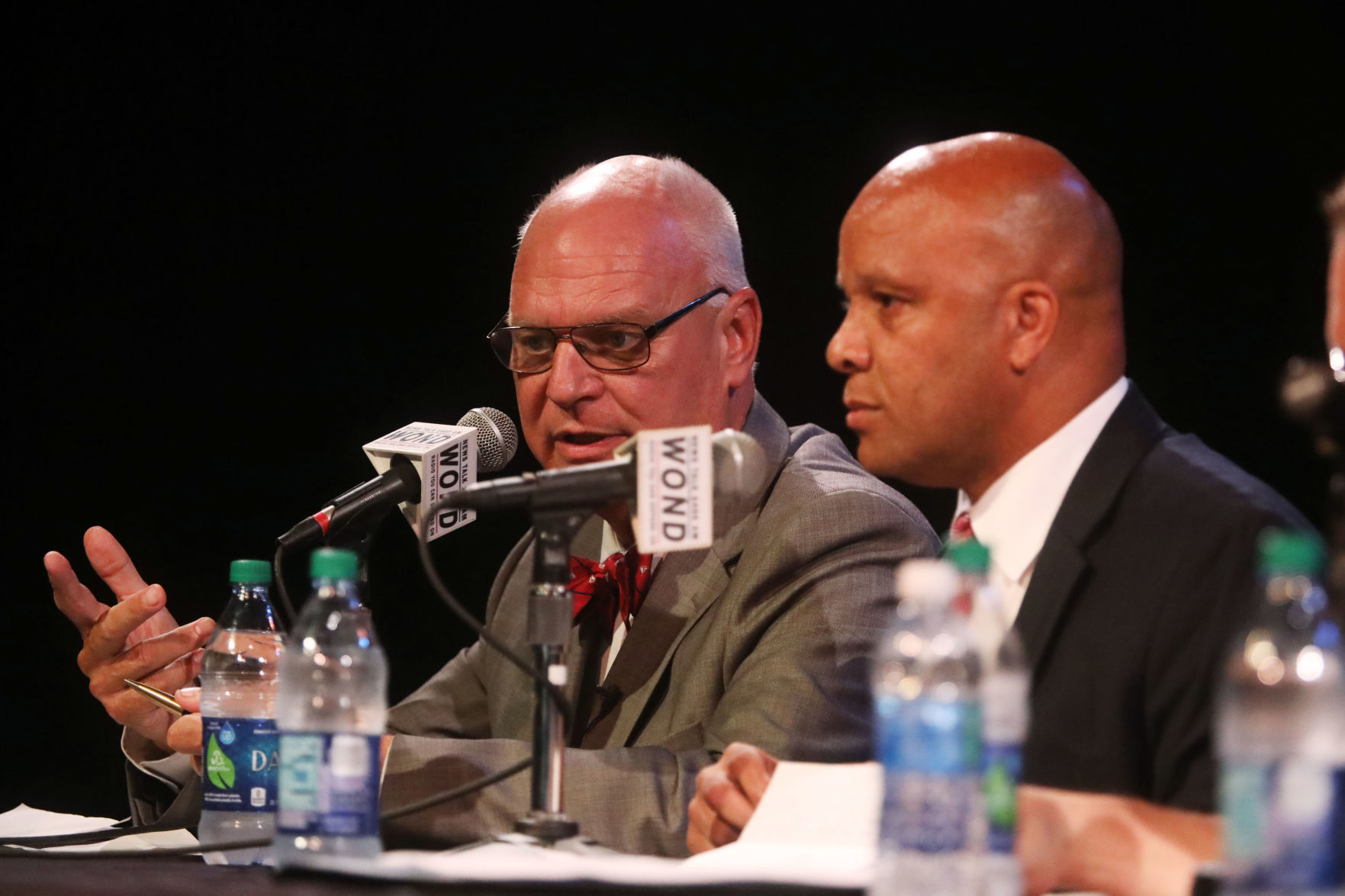 AC Mayor debate